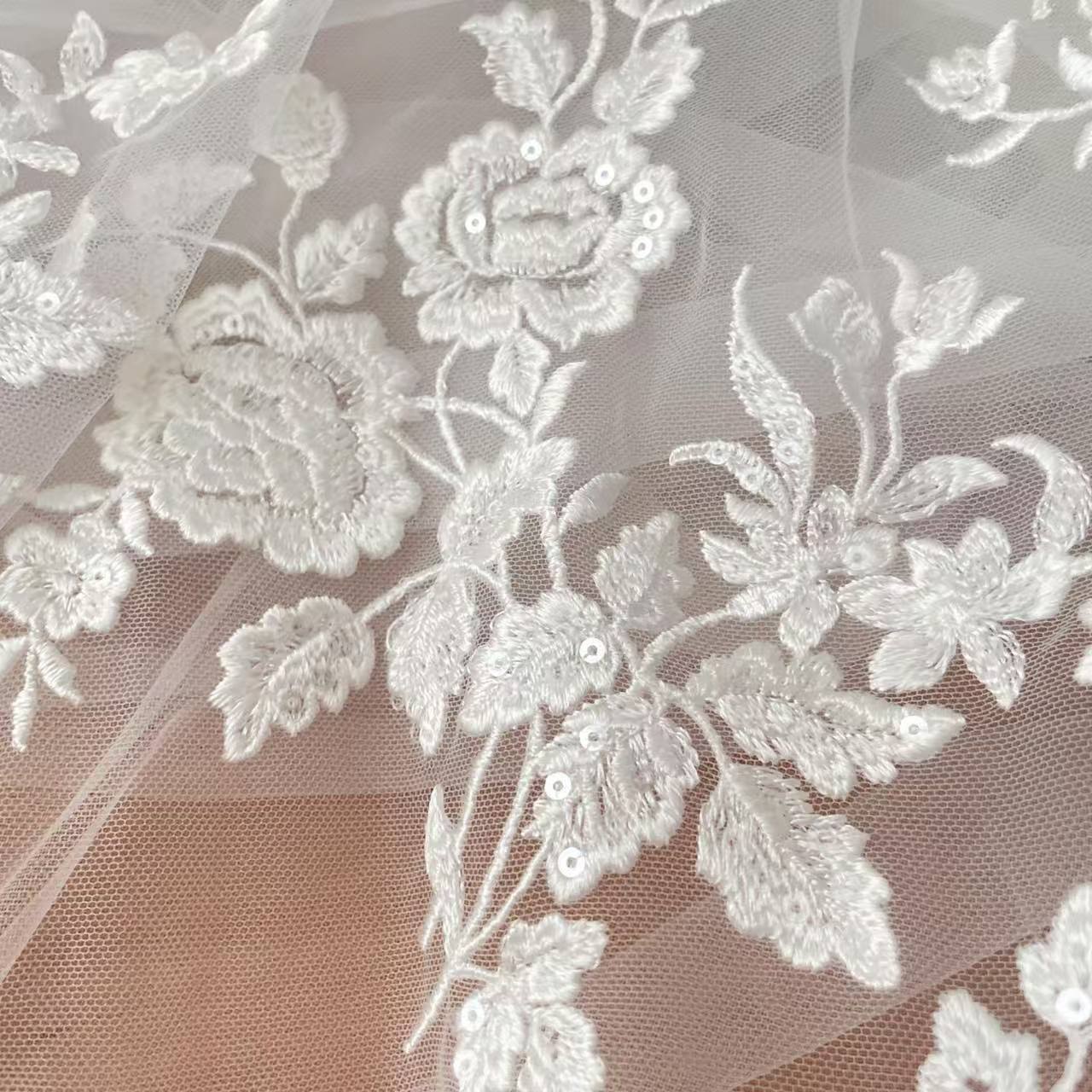 French Embroidered Lace Fabric - Dry Herb Vaping Accessories recensie en prijs